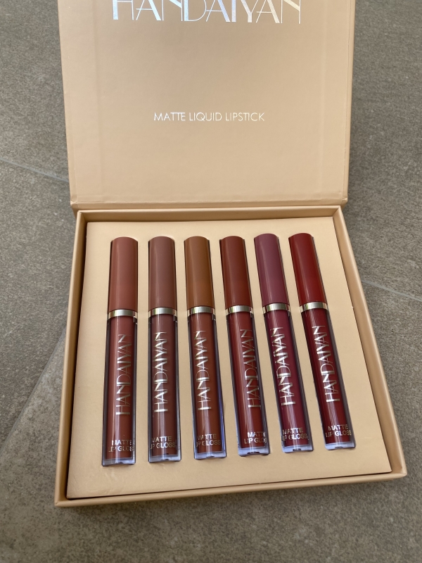 Caja Labiales