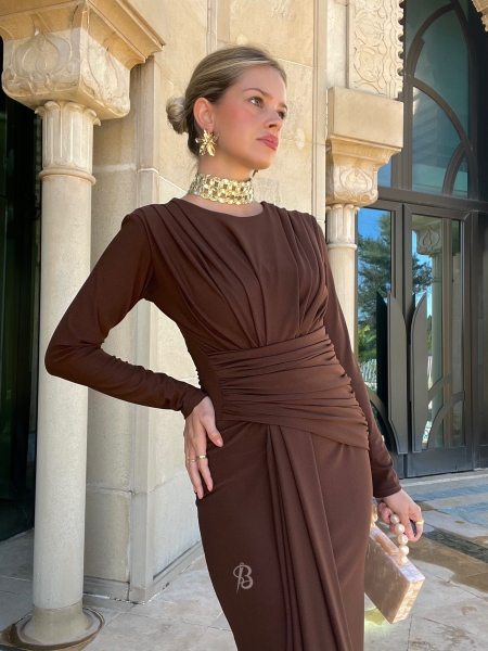 Vestido castanho Zamarra