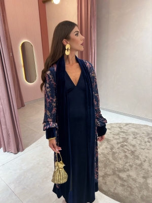 Kaftan de veludo azul estampado