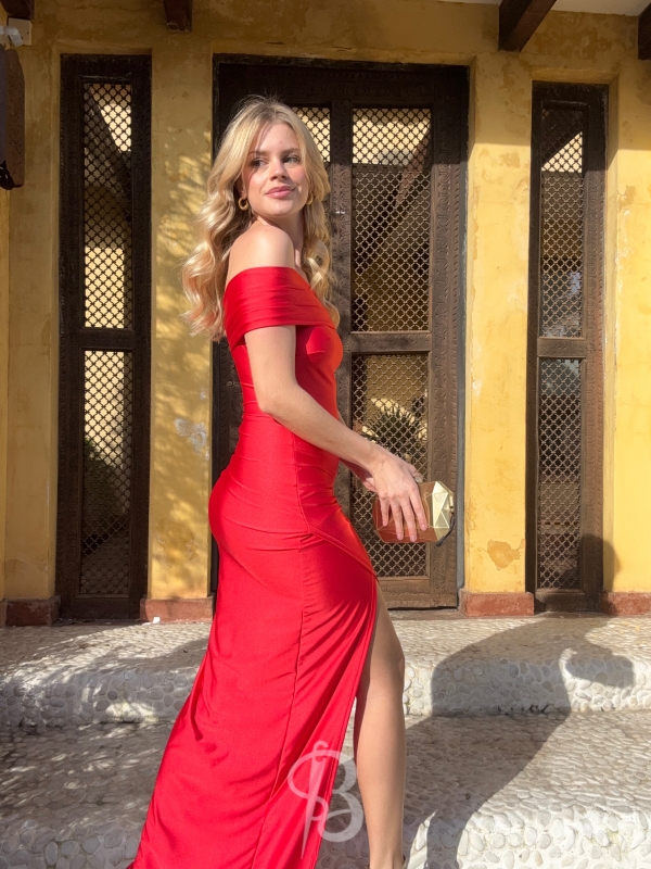 Vestido vermelho Menendez