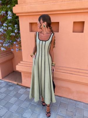 Robe verdâtre de Vargas