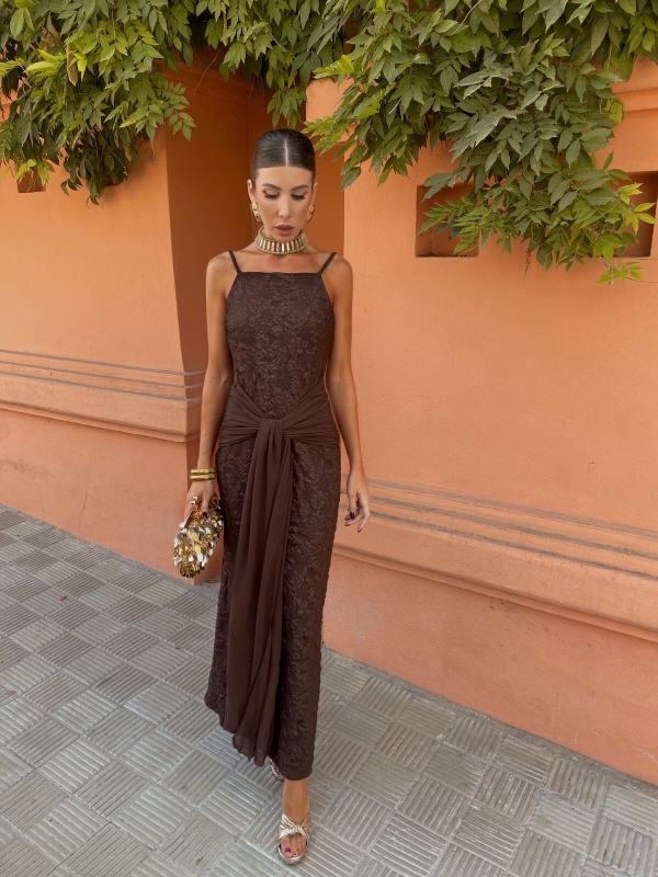 Vestido Casandra castanho + Kaftane