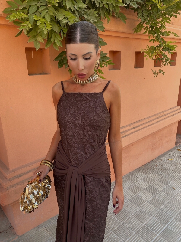 Vestido Casandra castanho + Kaftane