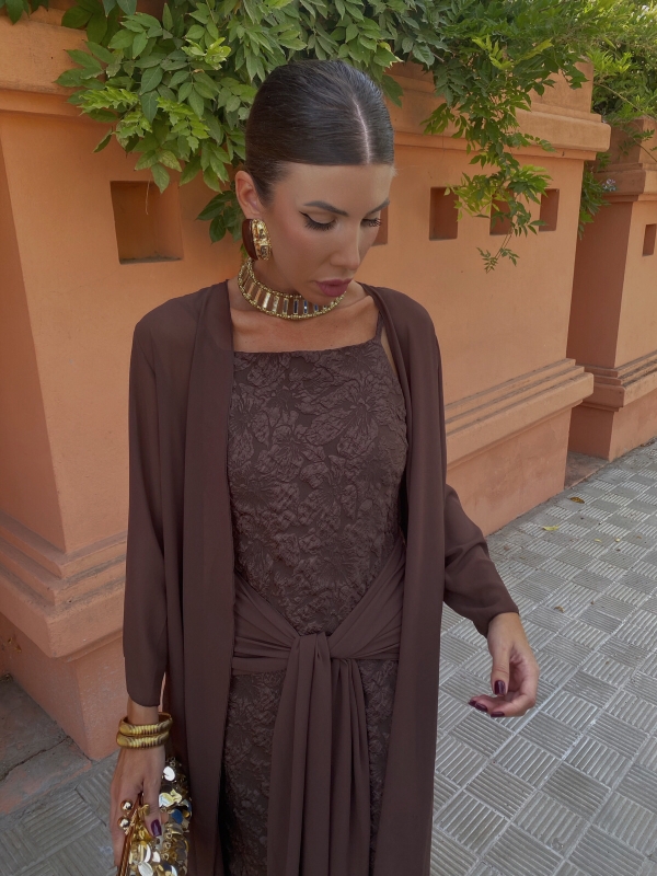 Vestido Casandra castanho + Kaftane