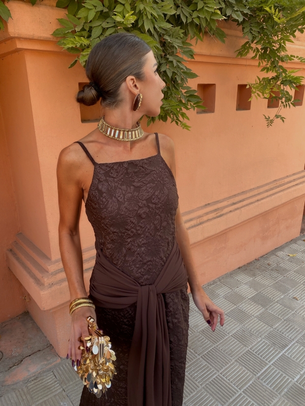 Vestido Casandra castanho + Kaftane