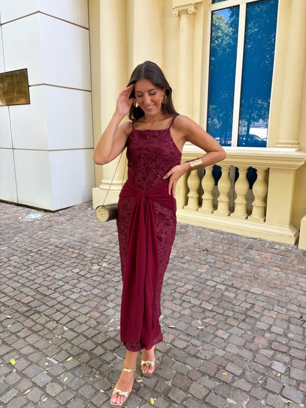 Vestido Garnet Casandra + Kaftane