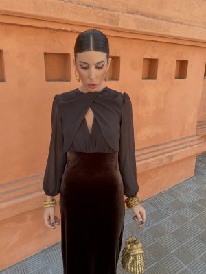 Vestido castanho Vedruna