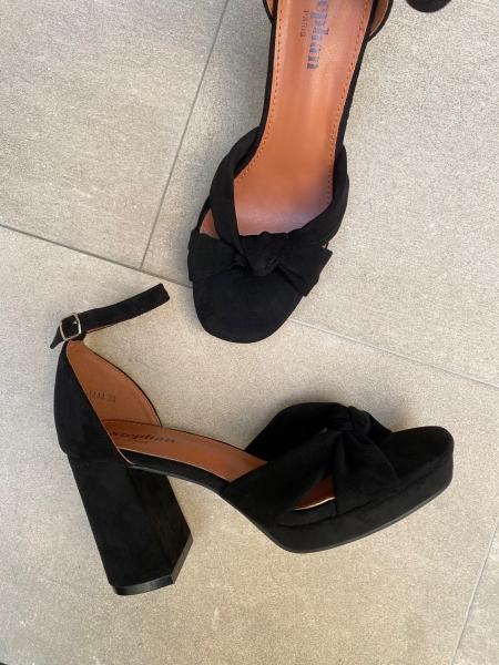 Sandalias Tacón Carol Negras