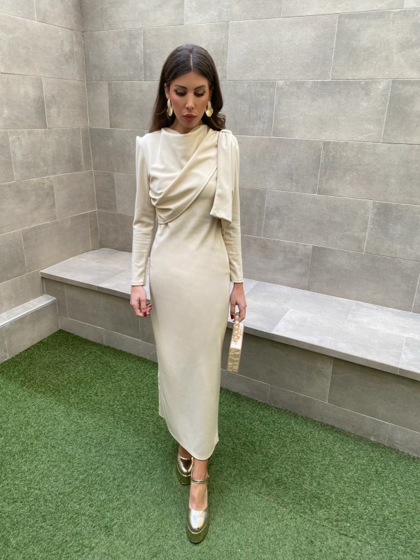 Vestido bege com mangas Rovira