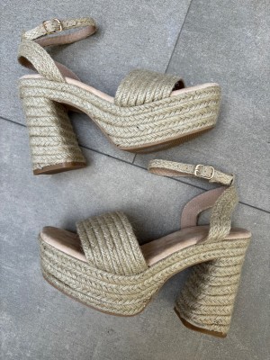 Esparto Sandals
