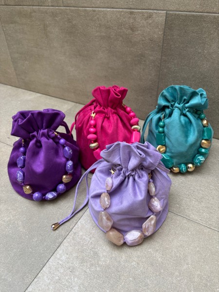 Bombonera Asa Abalorios (Varios Modelos)