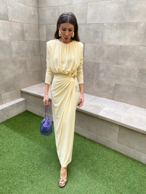 Vestido Amarelo Almodovar