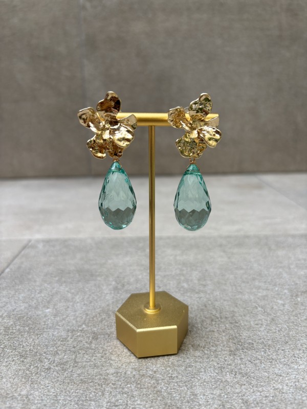 Brinco Flor com Lágrimas