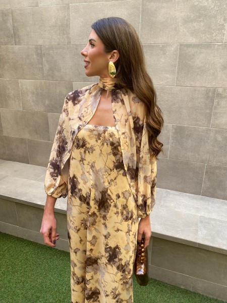 Abito giallastro Estefanía