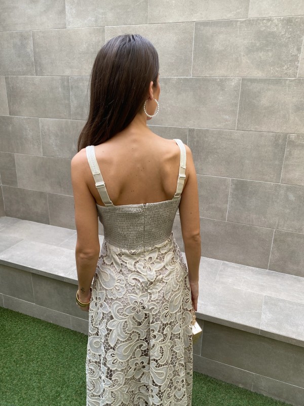 Vestido Mattie Cut Out