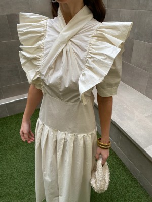 Vestido bege Hatria