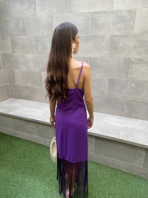 Robe violette Valderrama