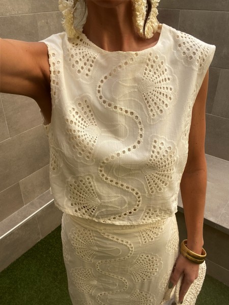 Conjunto Bergé Bege