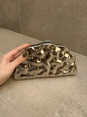 Clutch Cumbres Semicircular (Dorado y Plateado)