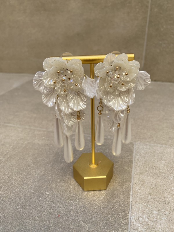 Maxi Flower Waterfall Earrings