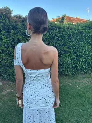 Abito bianco biondo a pois