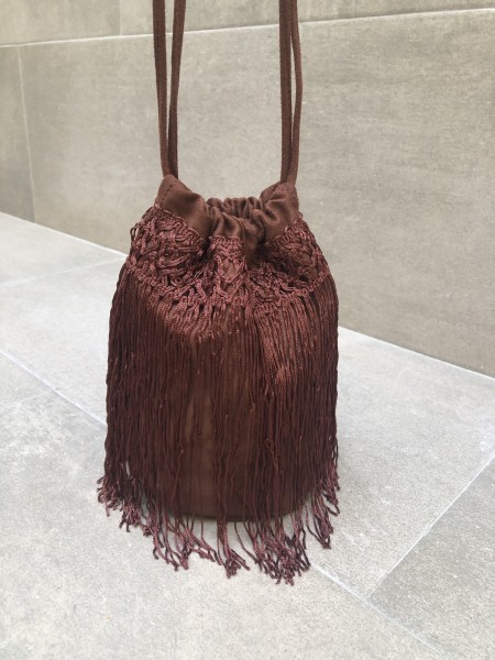 Bombonera Marrom com Franjas