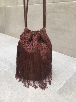Bombonera Marrom com Franjas