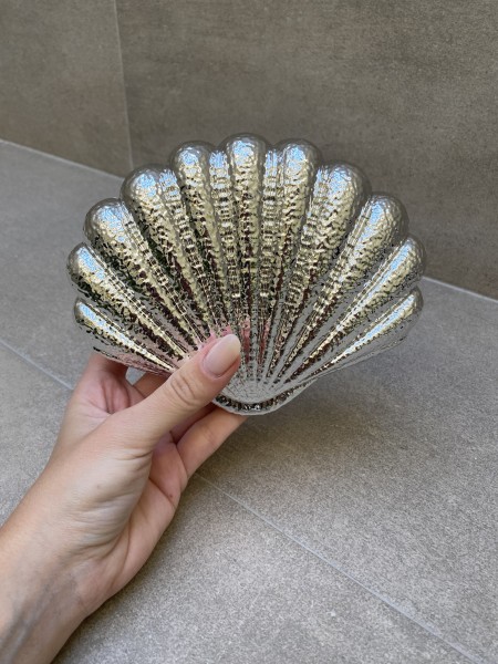 Silver Shell Clutch