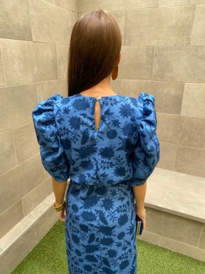 Robe bleue gardénia