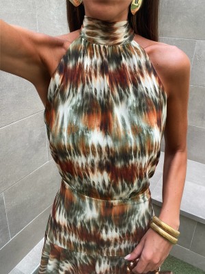 Complesso di insegne verdastre