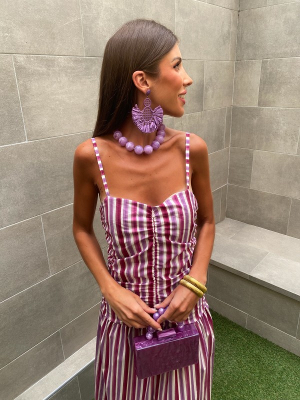 Robe aux tons violets