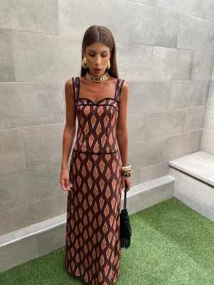 Robe brune arabe