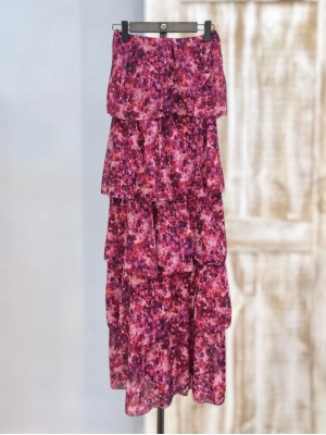 Robe Moai Bougainvillea