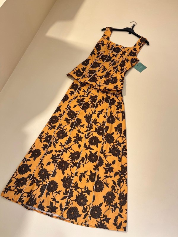 Conjunto Muriano Amarillo