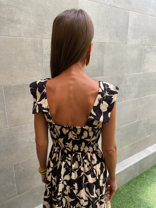 Robe serpentine noire