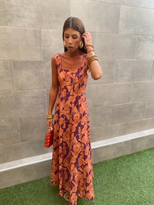Vestido Runasia Morado