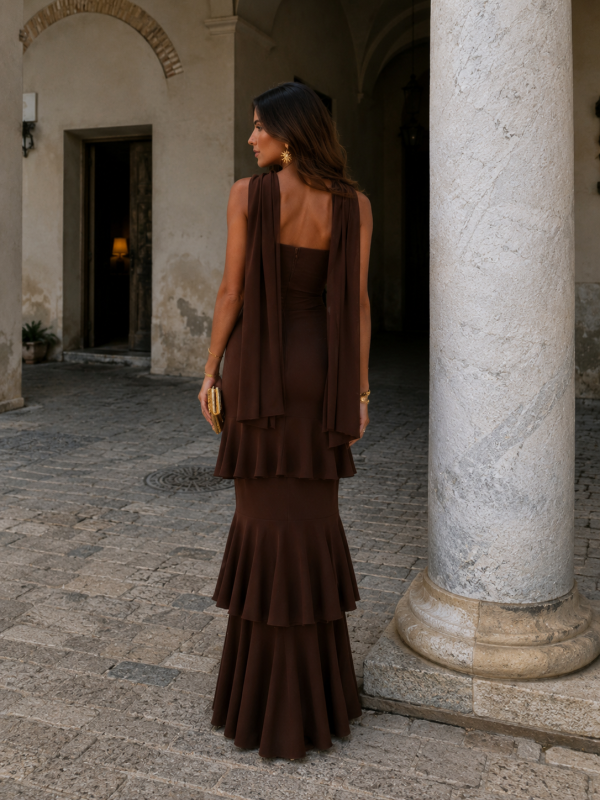 Robe de promesse brune