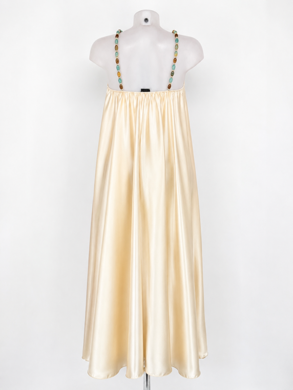Abito beige Pedregal