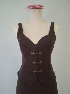 Vestido marrom da Calábria