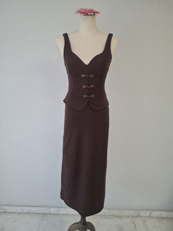 Vestido marrom da Calábria