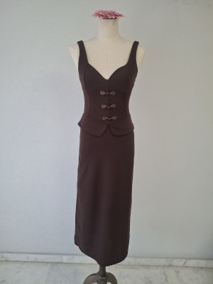 Vestido marrom da Calábria