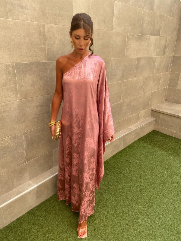 Pink Daiquiri Dress Makeup