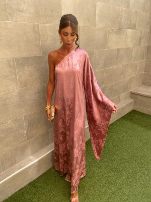 Pink Daiquiri Dress Makeup