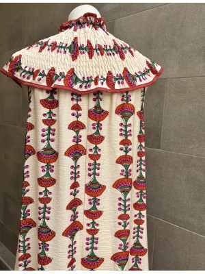 Vestido creme Ezequiel