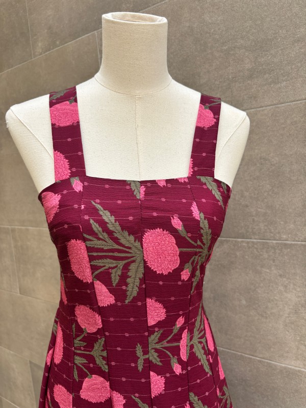 Robe rose Hassina