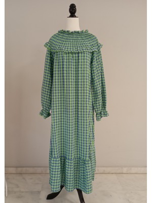 Robe orange, verte et bleue