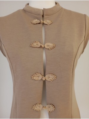Ensemble beige de Hong Kong