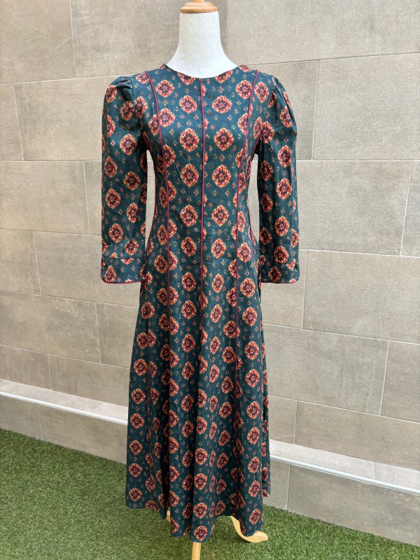 Vestido de petróleo Pozoblanco