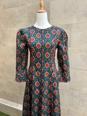 Vestido de petróleo Pozoblanco