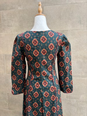 Vestido de petróleo Pozoblanco